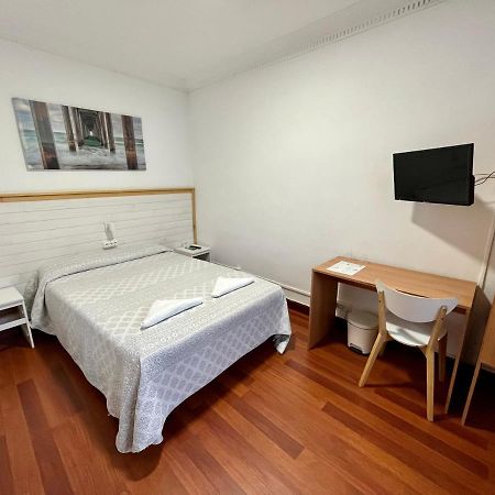 Hotel Montero Sestao Bilbao Trapagaran Exterior foto